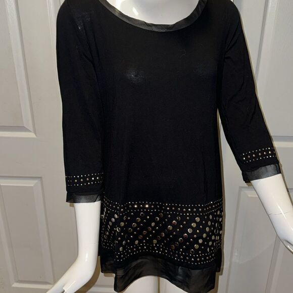 Belle by Belldini studded  3/4 sleeve top - Picture 1 of 7